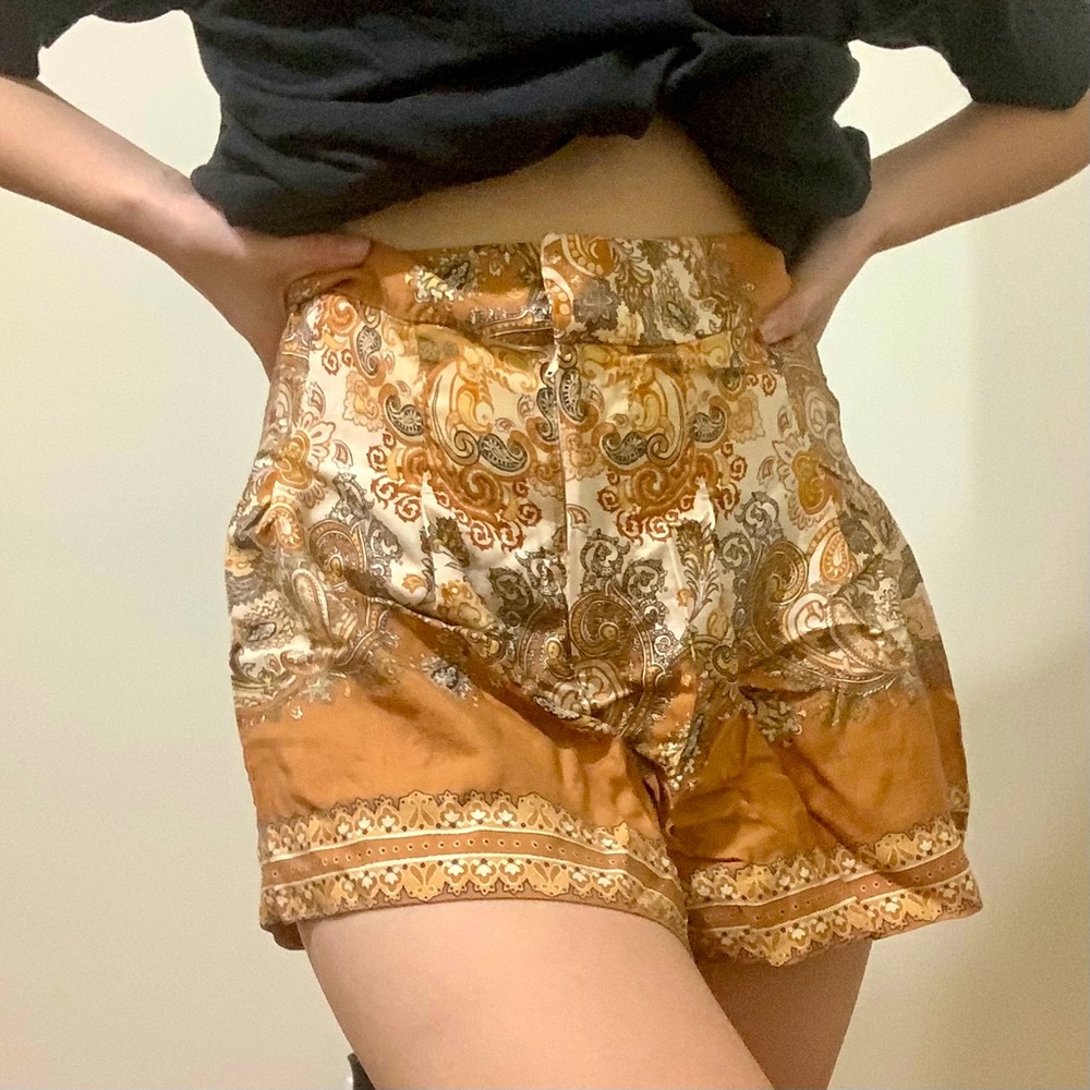 ‼️SOLD‼️ Bandana silk shorts